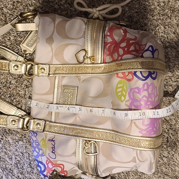 Coach Handbag - Picture 9 of 10